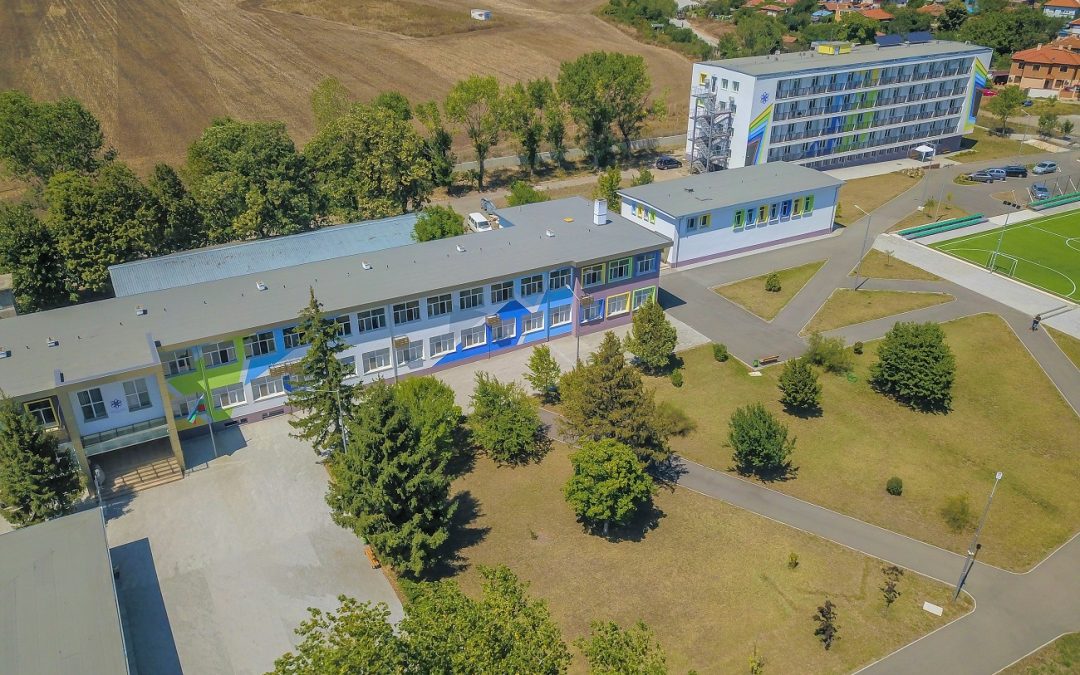 ПРОФЕСИОНАЛНАТА ГИМНАЗИЯ ПО ПРОГРАМИРАНЕ ПУСКА НАЙ-АКТУАЛНАТА СПЕЦИАЛНОСТ – „ПРОГРАМИРАНЕ НА ИЗКУСТВЕН ИНТЕЛЕКТ“